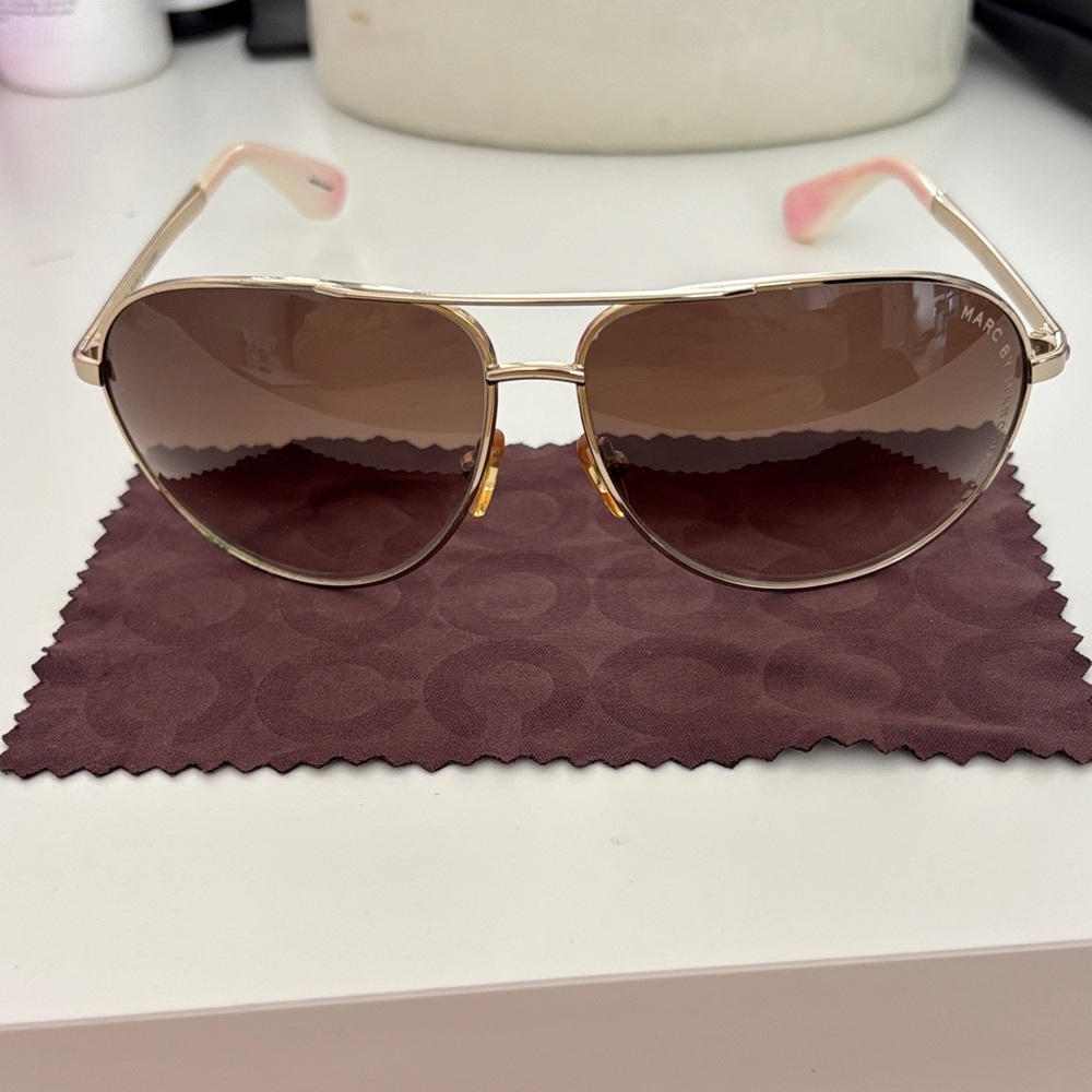 Marc Jacobs Gold Frame Aviator Sunglasses